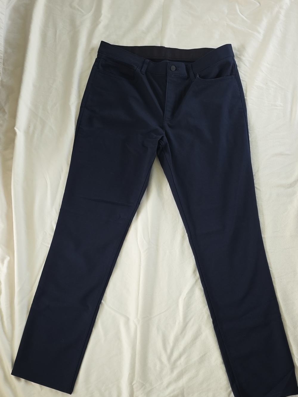 Calvin Klein Men's Slim Pants in Navy.  Like new. No flaws